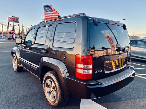 Used 2008 Jeep Liberty Sport w/ Popular Equipment Group image 3