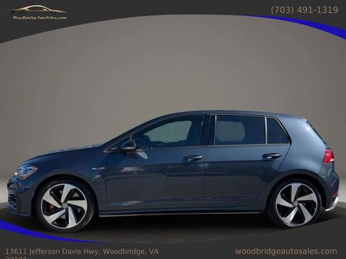 Used 2019 Volkswagen Golf 4-Door image 6