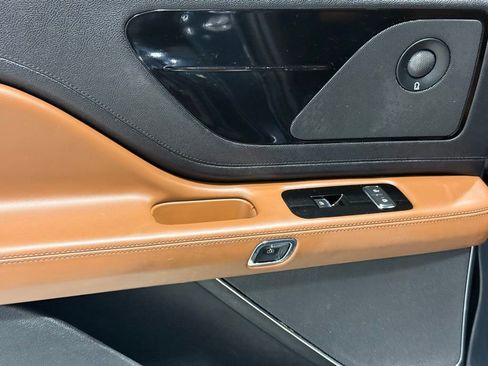 Used 2022 Lincoln Aviator Grand Touring w/ Equipment Group 301A image 19