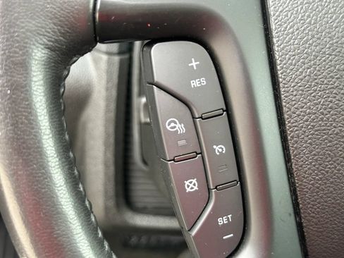 Used 2015 Buick Enclave Premium AWD/4WD image 31