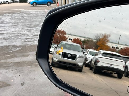 Used 2025 Toyota Grand Highlander FWD image 21