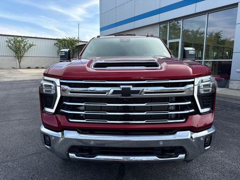 Used 2024 Chevrolet Silverado 3500 LTZ w/ LTZ Plus Package AWD/4WD image 9