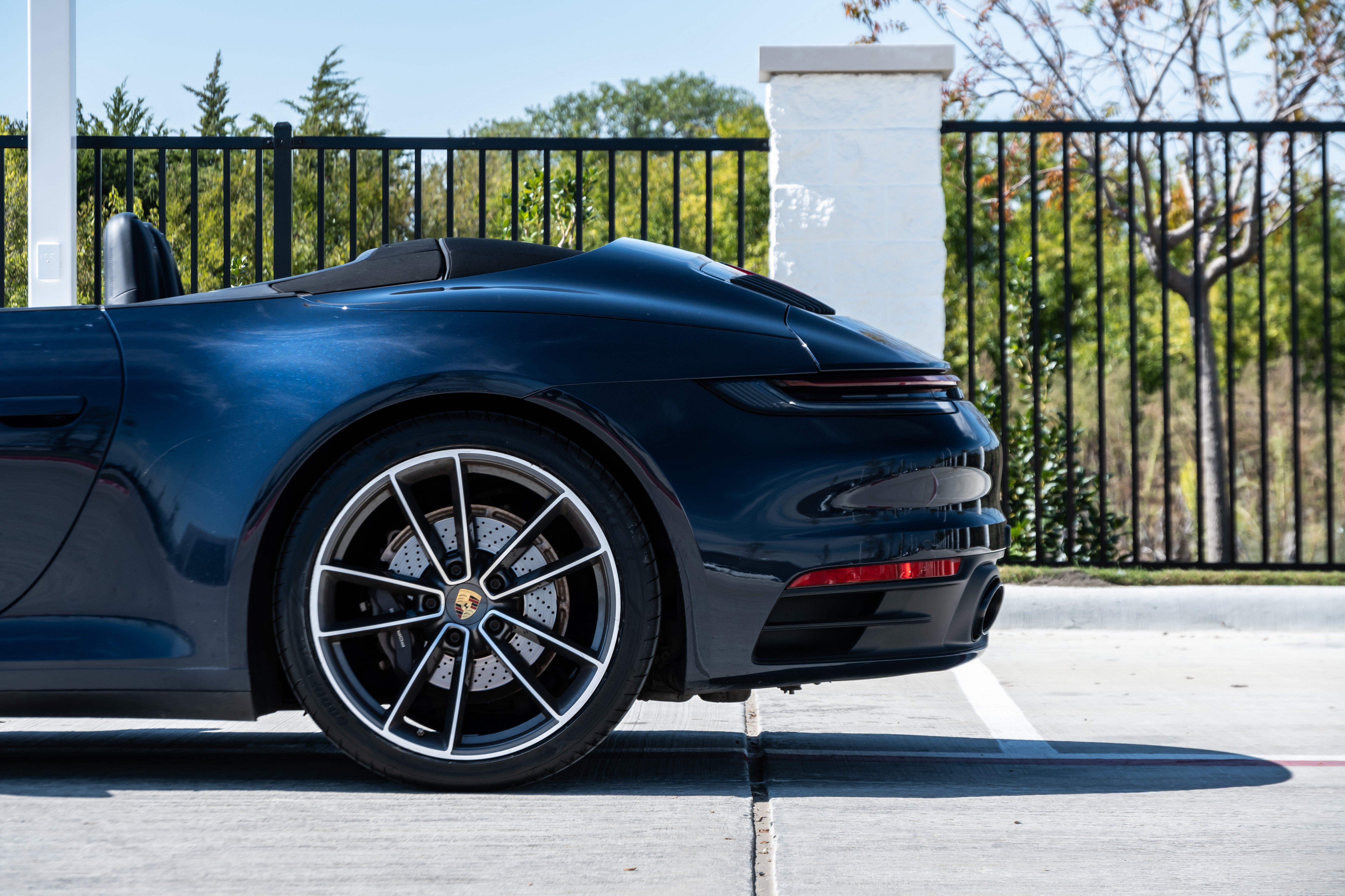 Used 2020 Porsche 911 Carrera RWD image 30