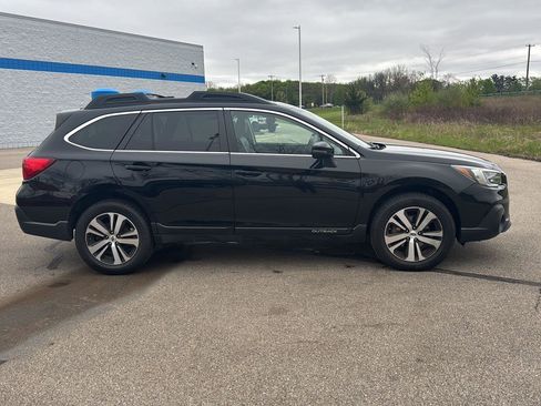 Used 2019 Subaru Outback 2.5i Limited AWD/4WD image 7