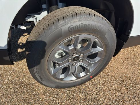 New 2025 Ford Maverick XLT w/ XLT Luxury Package image 10