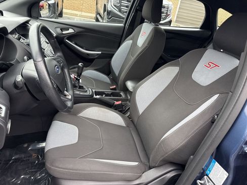 Used 2018 Ford Focus ST image 12