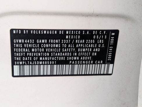 Used 2013 Volkswagen Jetta TDI image 34