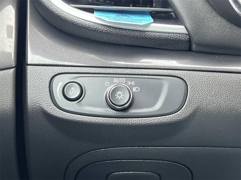 Certified 2022 Buick Encore Preferred w/ Safety Package image 24