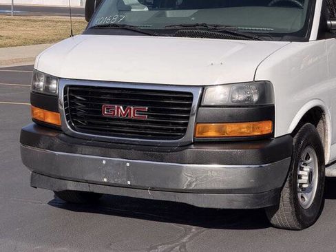 Used 2018 GMC Savana 2500 2500 3dr Cargo Van w/ Driver Convenience Package image 10