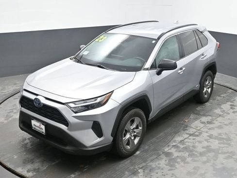 Used 2023 Toyota RAV4 LE image 25