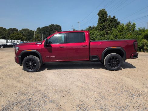 Used 2024 GMC Sierra 2500 AT4 w/ AT4 Premium Plus Package AWD/4WD image 2