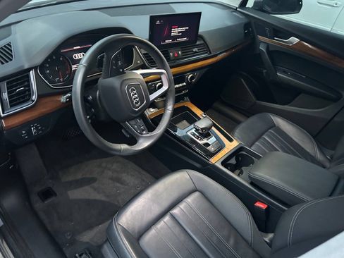 Used 2023 Audi Q5 2.0T Premium w/ Convenience Package AWD/4WD image 19