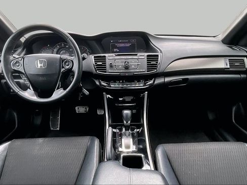 Used 2017 Honda Accord Sport image 16