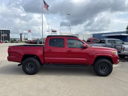 Certified 2023 Toyota Tacoma SR AWD/4WD image 3