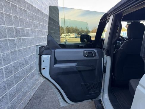 Used 2022 Ford Bronco Big Bend image 10