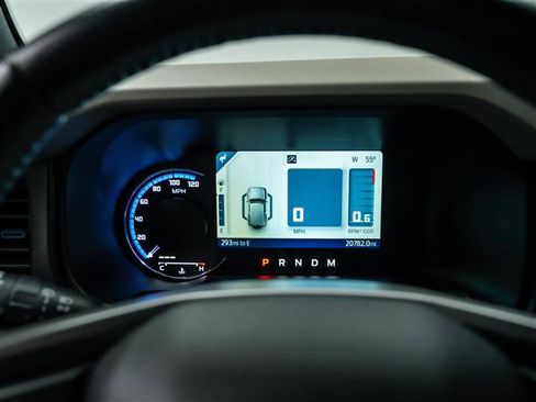 Used 2023 Ford Bronco Wildtrak image 25