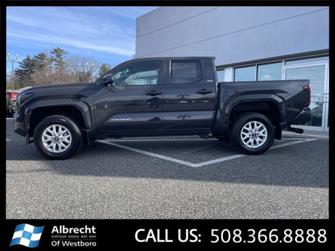 Used 2024 Toyota Tacoma SR5 image 2