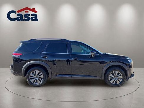 Used 2024 Nissan Pathfinder SV FWD image 6