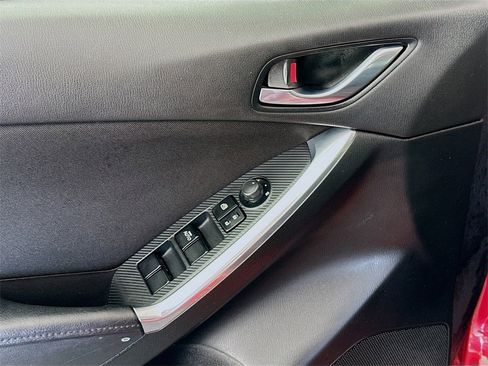 Used 2016 MAZDA CX-5 Touring image 18