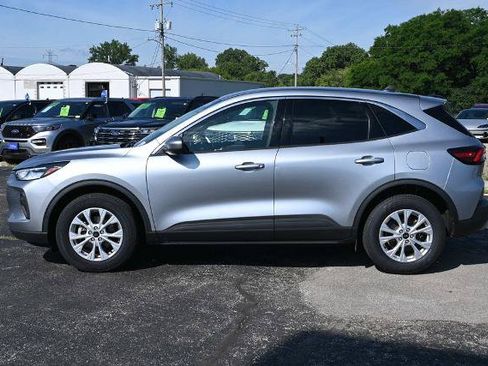 Certified 2023 Ford Escape Active w/ Tech Pack #2 AWD/4WD image 4