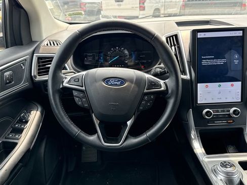Used 2024 Ford Edge Titanium AWD/4WD image 13