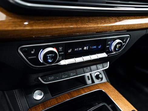 Certified 2023 Audi Q5 2.0T Premium Plus w/ Premium Plus Package image 13