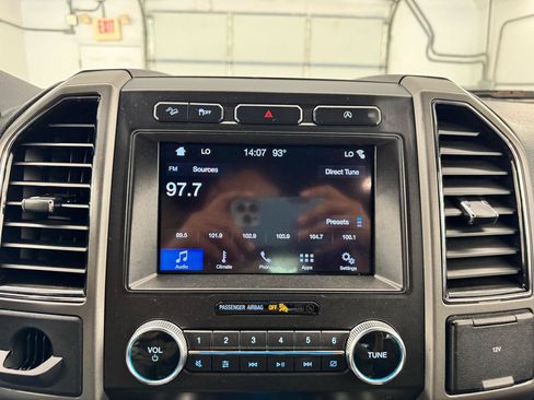 Used 2019 Ford Expedition Max XLT AWD/4WD image 28