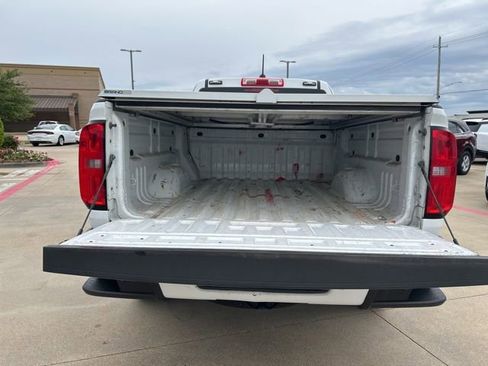 Used 2022 Chevrolet Colorado LT w/ Fleet Safety Package RWD image 9