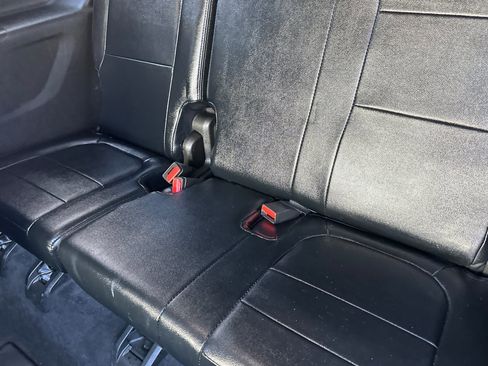Used 2018 Chevrolet Traverse LT AWD/4WD image 18