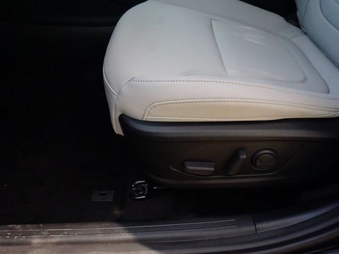 New 2026 Hyundai Santa Cruz SEL FWD image 17