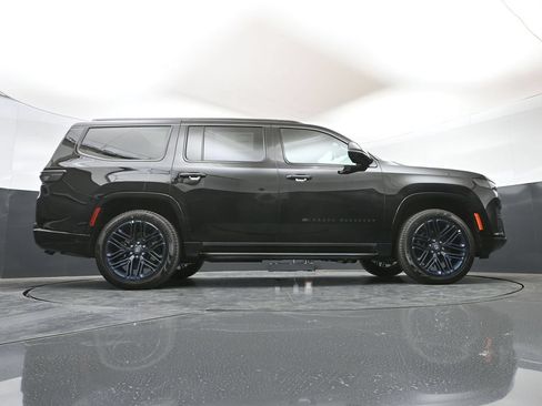 New 2026 Jeep Grand Wagoneer 4WD image 62