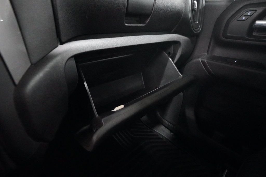 Used 2022 Chevrolet Silverado 2500 Custom w/ Custom Convenience Package AWD/4WD image 27