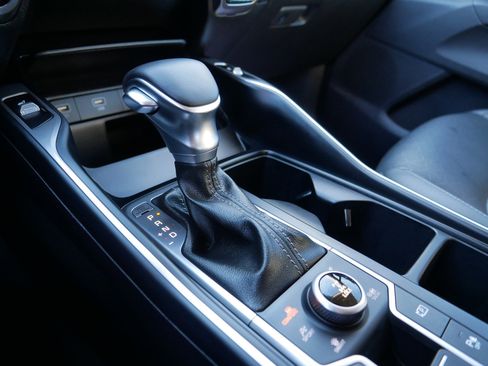 Certified 2023 Kia Sorento X-Line EX image 24