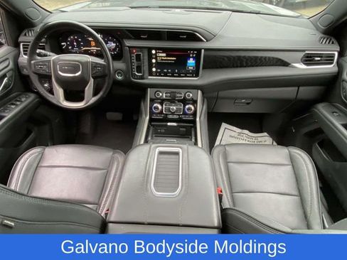 Used 2022 GMC Yukon Denali image 11