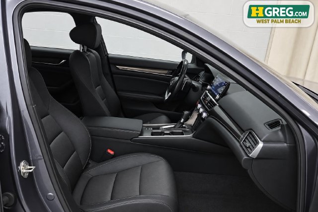 Used 2020 Honda Accord Sport image 11