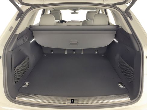 Certified 2023 Audi Q5 e Premium Plus w/ Premium Plus Package image 13