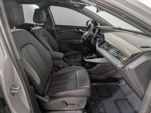 Used 2023 Audi Q4 e-tron Premium Plus w/ Premium Plus AWD/4WD image 26