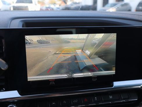 Used 2025 GMC Sierra 1500 Elevation image 40