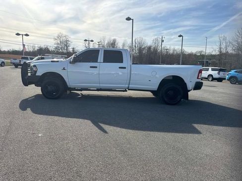 Used 2024 RAM 3500 Tradesman AWD/4WD image 7