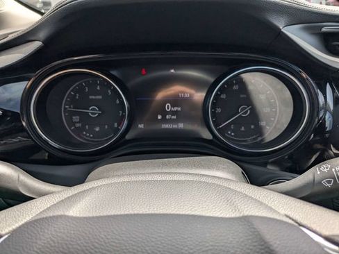 Used 2022 Buick Encore GX Essence w/ Experience Buick Package AWD/4WD image 26