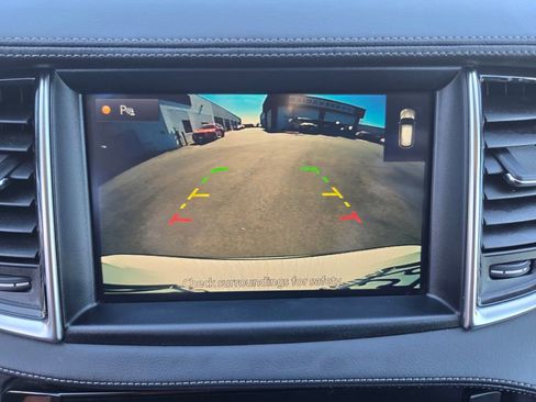 Used 2020 INFINITI QX50 Luxe w/ Navigation Package AWD/4WD image 18