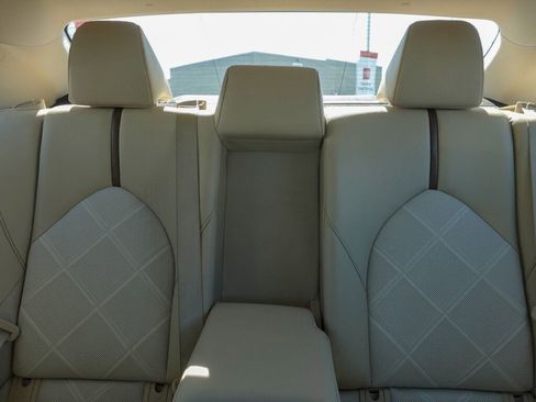 Certified 2018 Toyota Camry XLE w/ Audio Package image 17