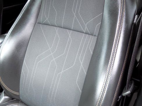 Used 2018 Chevrolet Trax LT w/ LT Convenience Package image 23