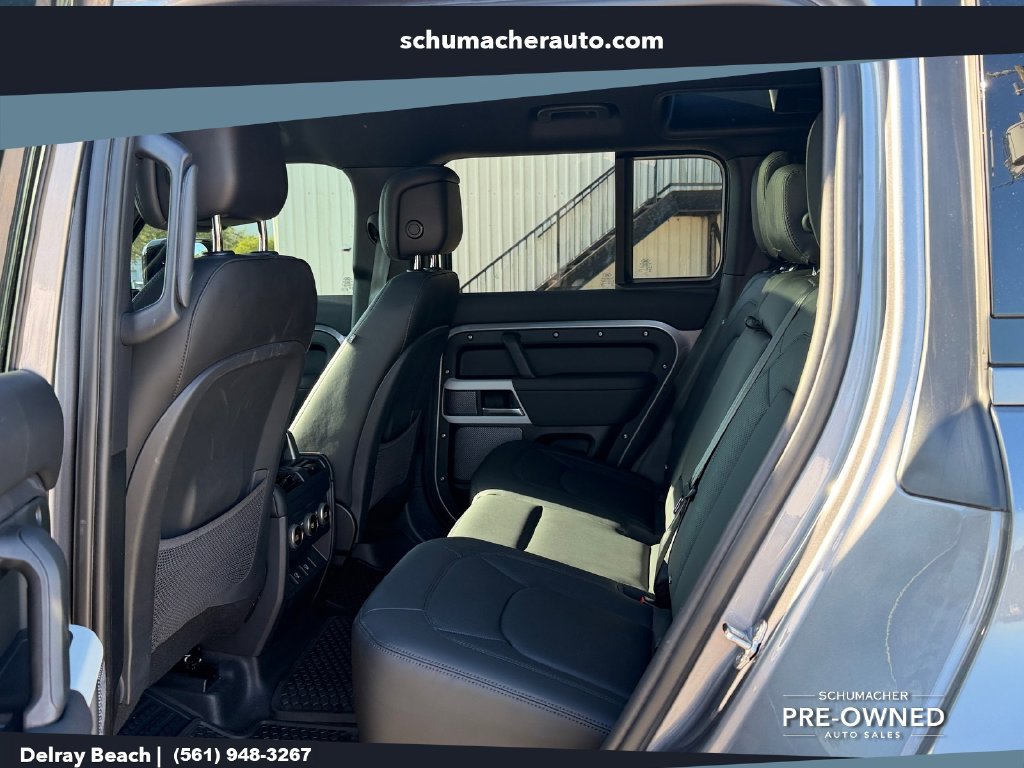Used 2024 Land Rover Defender 110 SE AWD/4WD image 11