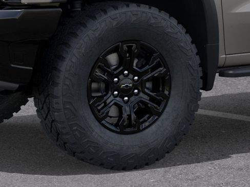 New 2026 Chevrolet Silverado 1500 ZR2 AWD/4WD image 33