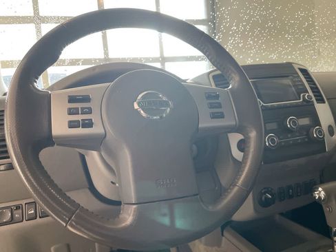 Used 2017 Nissan Frontier SV w/ SV Value Truck Package image 14