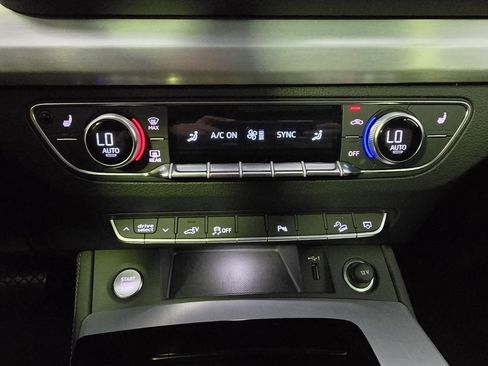 Used 2024 Audi Q5 e Premium Plus image 18