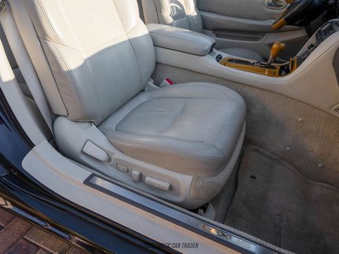 Used 2003 Lexus SC 430 Convertible image 70