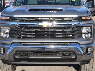 New 2026 Chevrolet Silverado 3500 LT video 2