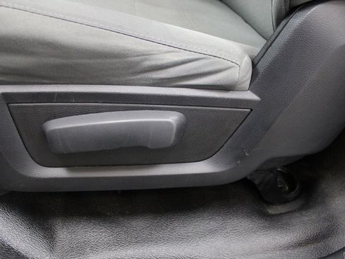 Used 2015 RAM 3500 Tradesman w/ Chrome Appearance Group image 13